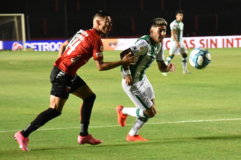 Banfield Usó Mejor La Cabeza Y Venció A Colón 2-1 Para Quedar Como ...